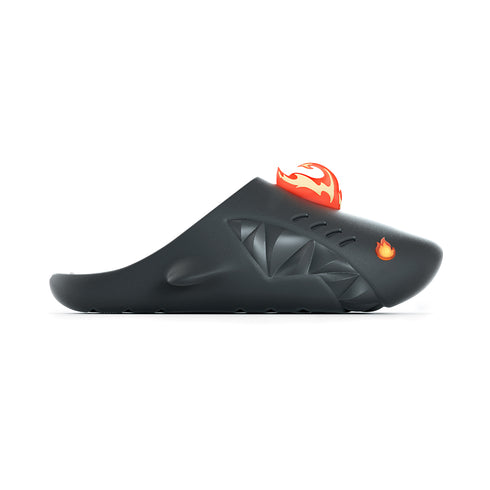 Sharkicks Pro Mule - 火の怪獣