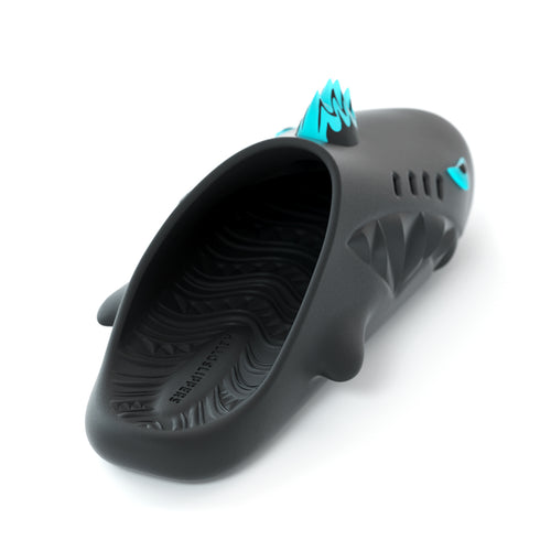 Sharkicks Pro Mule - 核怪獣