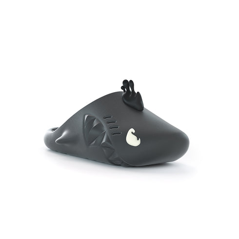 Sharkicks Pro Mule - 黒いスーツ