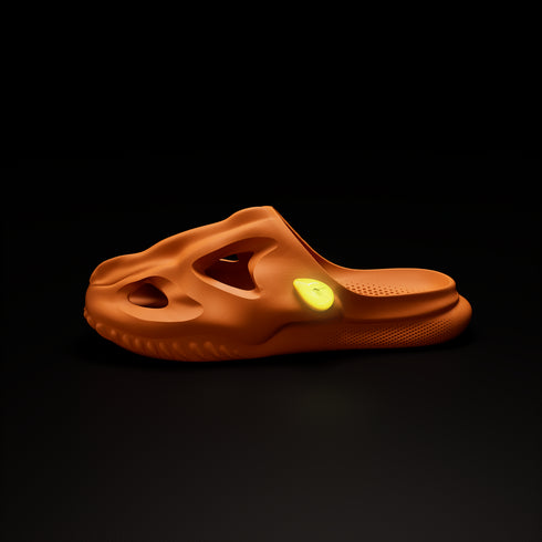 「T-Rex 化石サンダル」用の琥珀の中の蚊アクセサリー