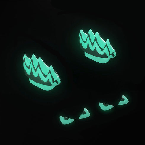 「Sharkicks Pro」用の核怪獣のヒレと目